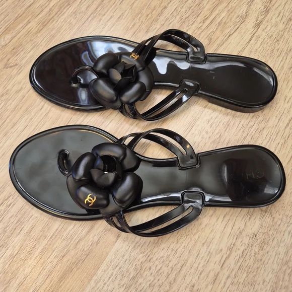 Chanel Black Flower Sandals - Picture 3 of 7